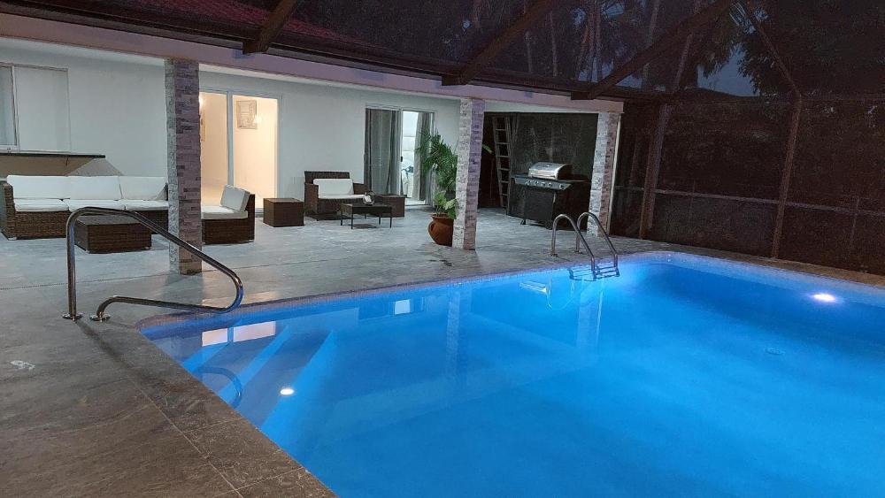 Cape Coral Mini Palace