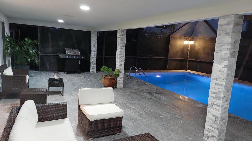 Deluxe Villa interior
